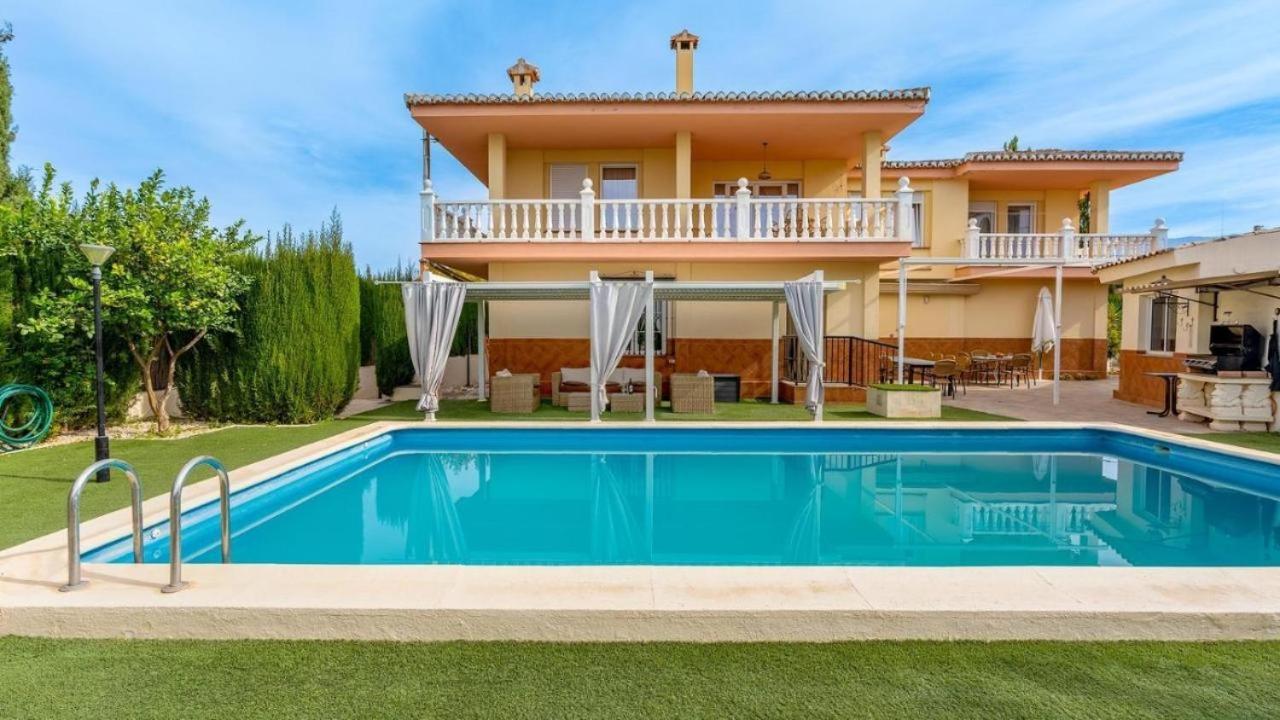 Villa De La Acacia Gojar エクステリア 写真