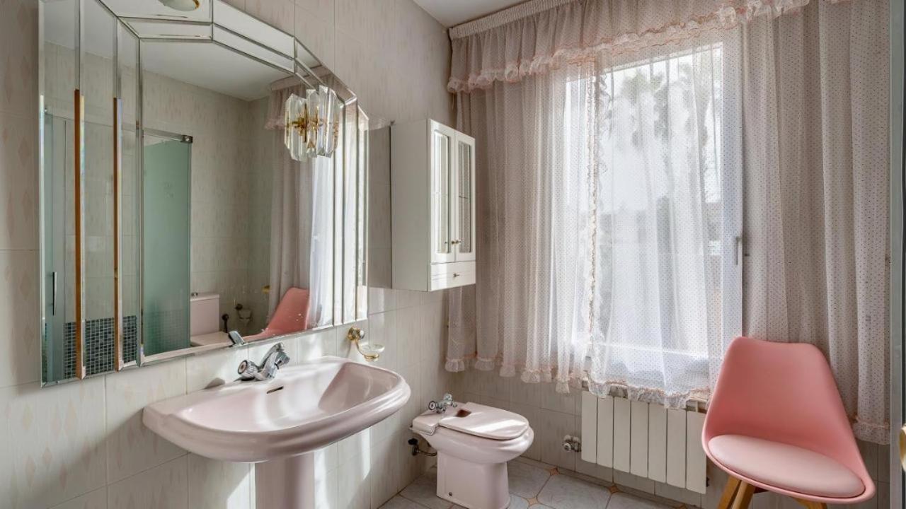 Villa De La Acacia Gojar エクステリア 写真